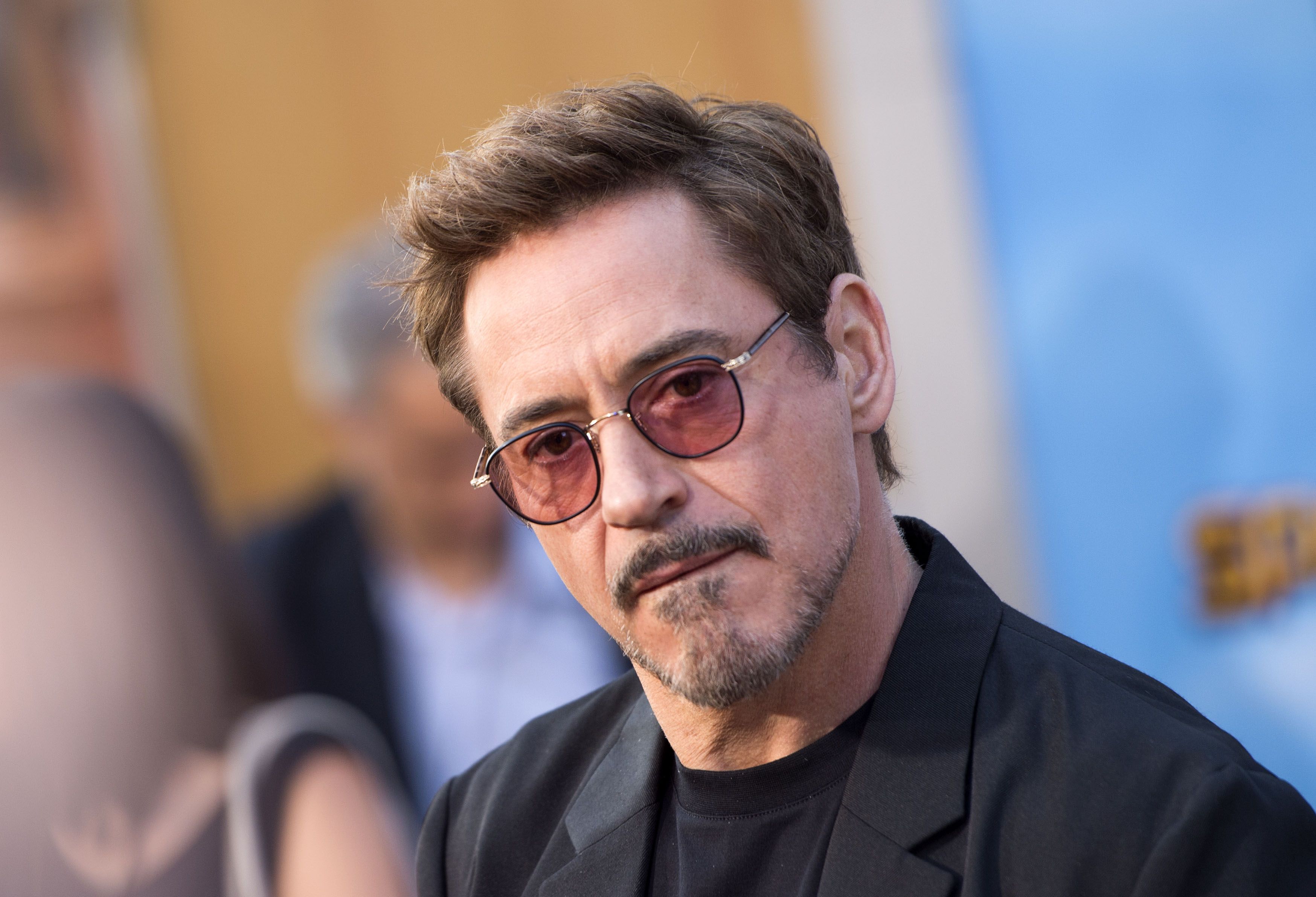 Robert Downey Jr. in his first post-Avengers project is surrounded by animals