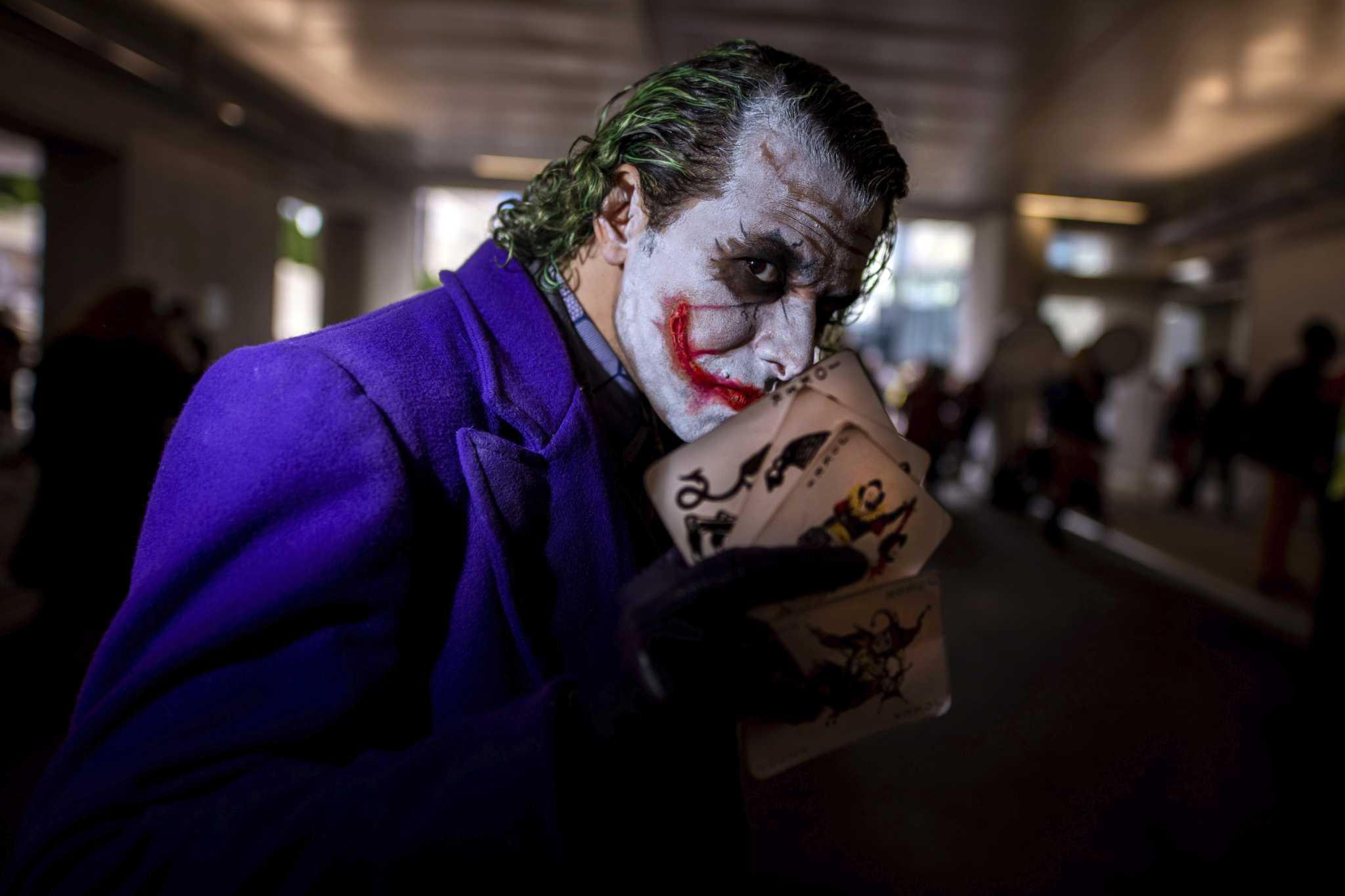 Joker' movie leads The theaters with controversy and with extra ...