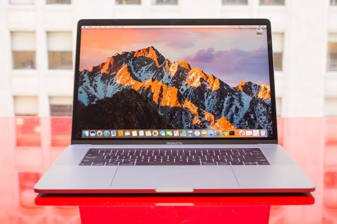 16-Inch MacBook Pro Premium Laptop In Design Pipeline Leaked: Full specs and Details