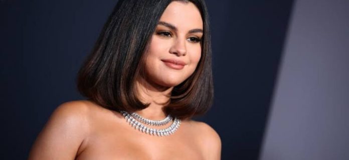 Selena Gomez Drops New Album 'Rare': Are Lyrics indicates About Justin Bieber?