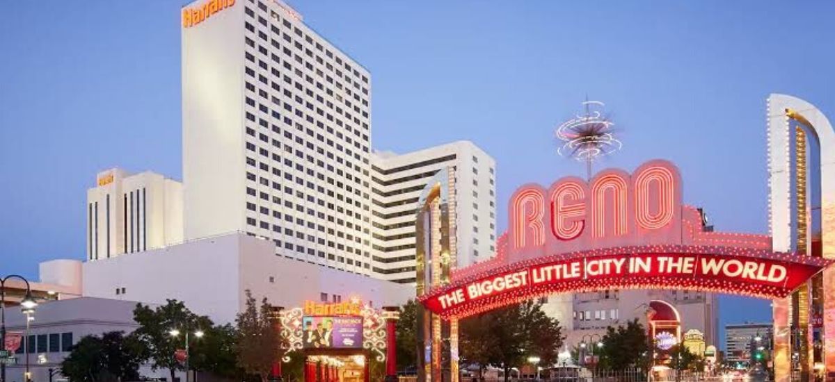 Report: Harrah's hotel-casino is going to sale