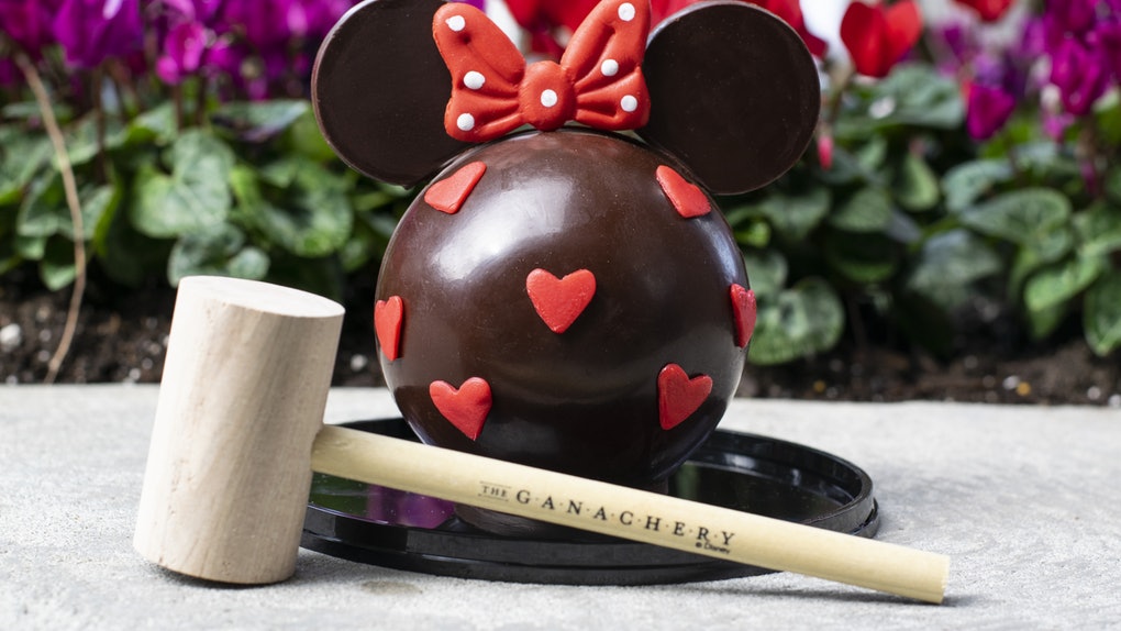 Disney-World's-Most-Gorgeous-Valentine's-Day-Treats