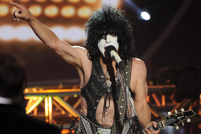 Paul Stanley Believes KISS Can Carry On Without Him & Gene