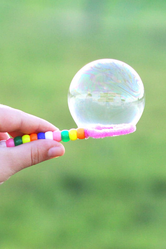 Bouncing bubbles